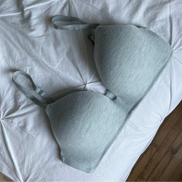 34B La Vie en Rose lightly lined seamless jersey bra - Picture 3 of 9